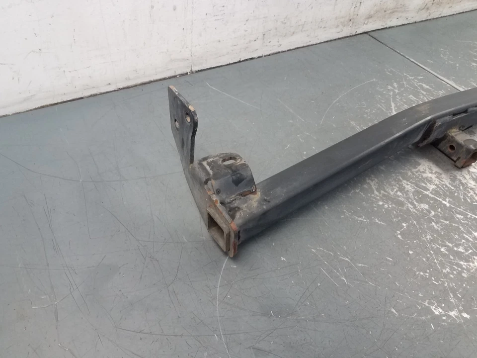 2005 Jeep Wrangler TJ Rubicon 4x4 Receiver Hitch #8311 VV3 - Image 4 of 4