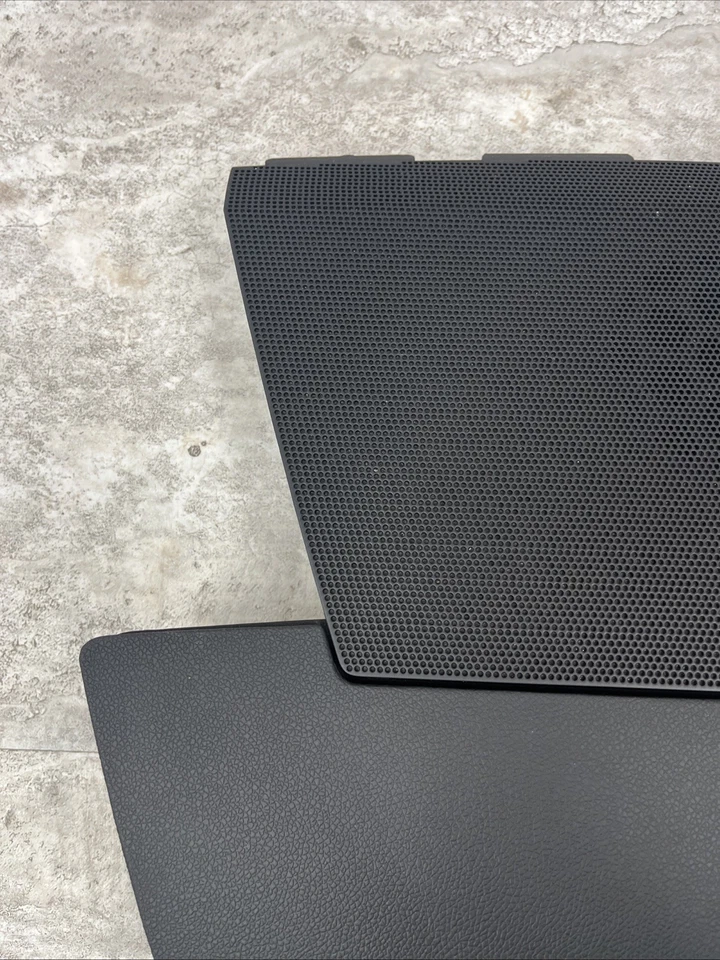 Chevrolet Traverse 2009-2014 tablero superior compartimento de almacenamiento 22872783 ébano Foto 4 de 4