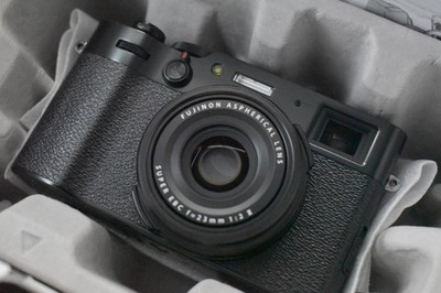 [US Duty Paid] Fujifilm Fuji X100V Compact Digital Video Camera Black 7844 