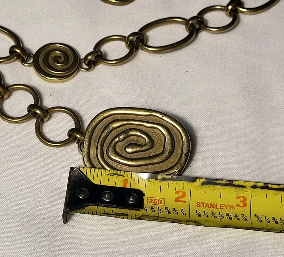 Women's Vintage Chain Belt Gold Tone Circles Ovals Swirl Coins Artsy Retro Fun - Image 3 of 4