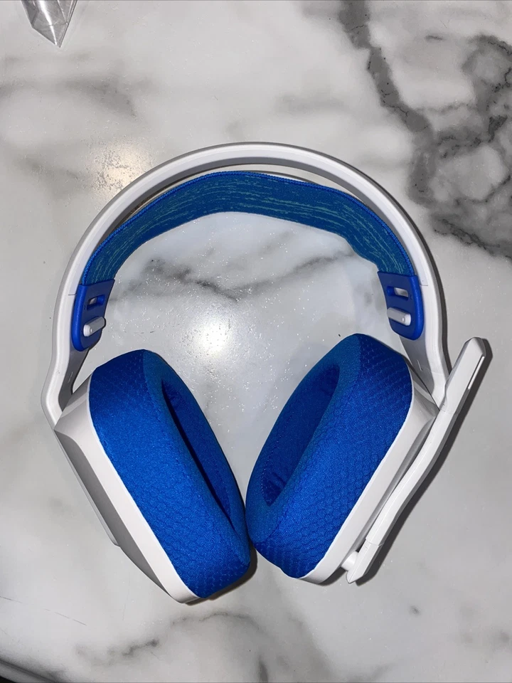 Logitech G535 Lightspeed Wireless Gaming Headset PC, PS4, PS5 - White NEW NO BOX - Image 4 of 4