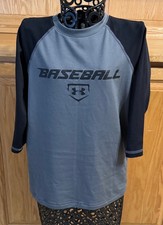 Under Armour Youth Boys Medium Loose Fit 3/4 Sleeve Gray Crew Neck Baseball