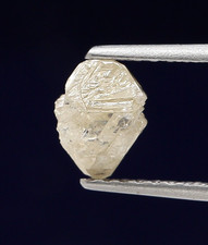 0.80ct Natural Irregular Shape Rough Diamond Raw Diamond Fancy Diamond