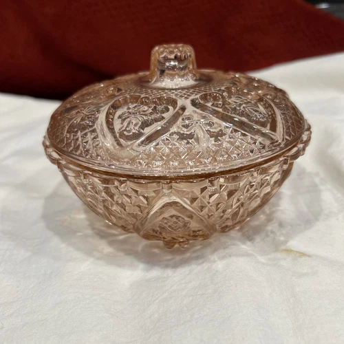 Lovely Pink Depression Glass Candy Dish w/Lid Roses Hearts 4”T X 5” D