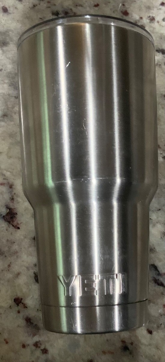 Silver YETI Stainless Steel Rambler 30 oz Tumbler Cup with Lid Pre