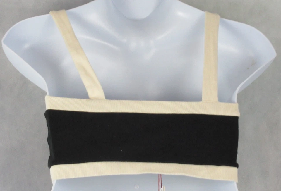 Top corto Red Carter para mujer en bloques de colores, negro beige, grande / 10 Foto 4 de 4