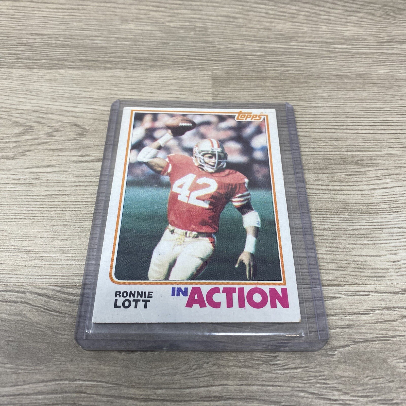 1982 Topps - #487 Ronnie Lott (RC) (J)