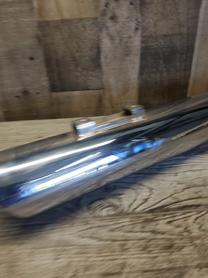 2009 09 07-11 Harley Davidson Road King Left Side Freedom Performance Muffler  - Image 3 of 4