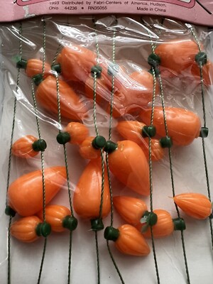 Vintage Miniature Easter Carrot Garland Easter Tree/Crafts 3 Ft Long 2 Sizes NEW