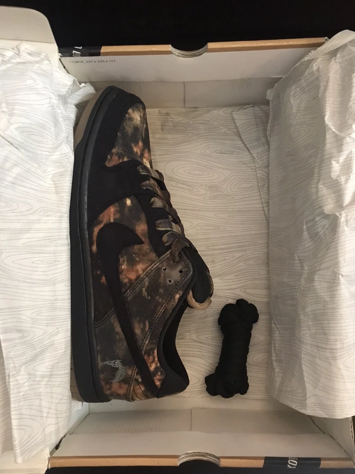 Nike Dunk SB Premium Low Pushead 2 536356-002 DS 2012 New Size 10 w/ Special Bag - Image 4 of 4