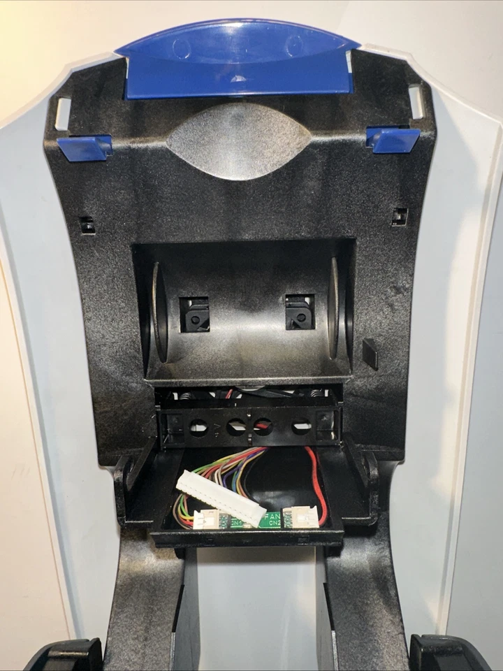 Magicard Enduro+ STD Color ID Card Badge Printer USB Ethernet / For Parts - Image 3 of 4