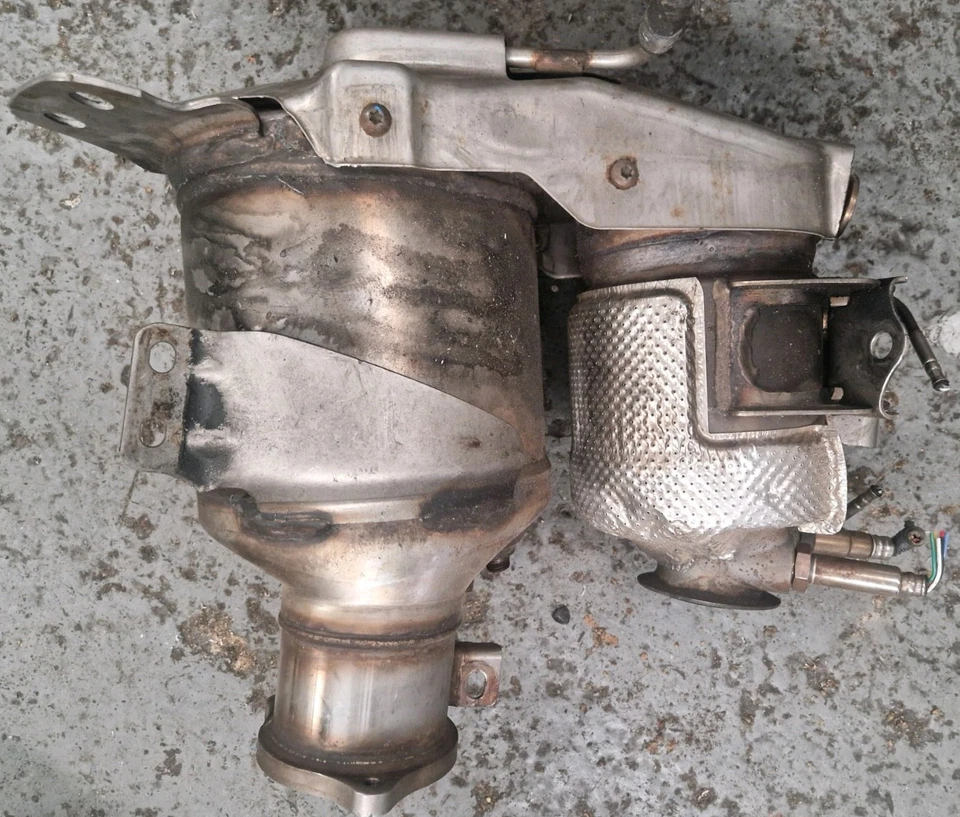 AUDI A6 C7.5 2.0TDI DIESEL PARTICULATE FILTER (DPF) (2015-2018) 04L 131 765 BP - Image 2 of 3