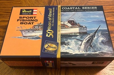 Chris Craft Model Boat Kit Revell 50th Anniversary Sport Fishing Boat Model Kit