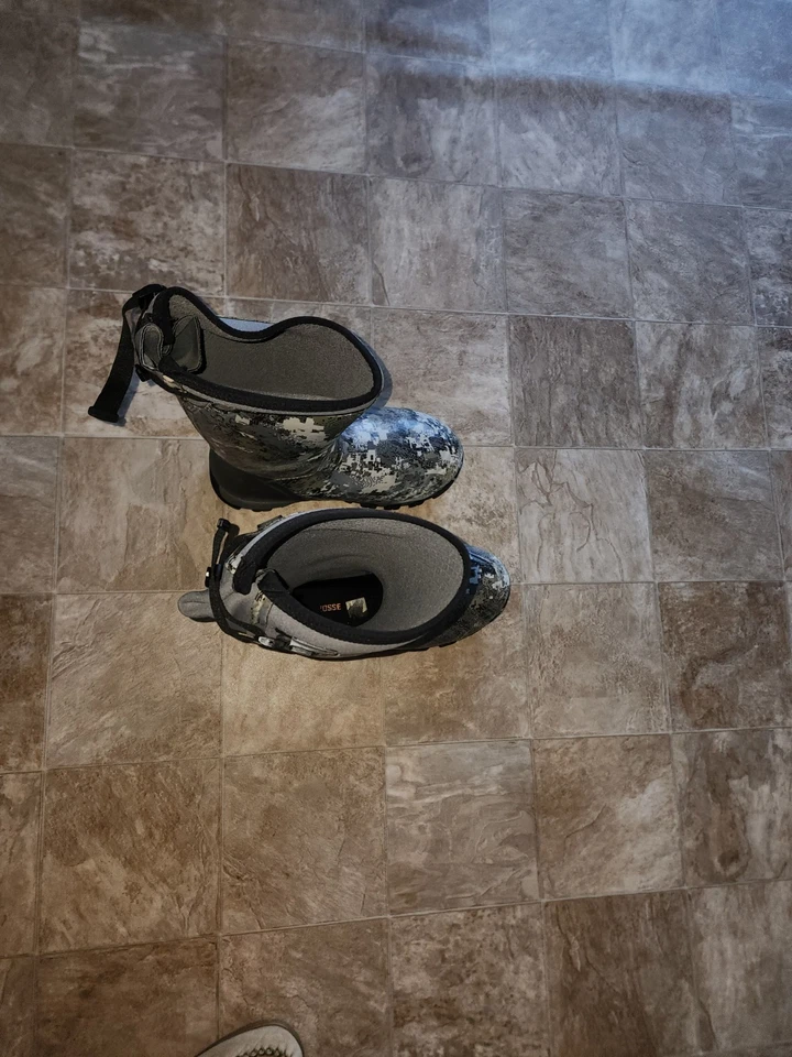 LaCrosse Alphaburly Pro 18" Optifade Elevated II 800G Men's Hunting Boot  - Image 4 of 4