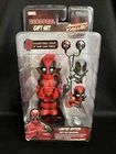 NECA Deadpool Gift Set Limited Edition Bodyknocker Bobblehead & Earbuds