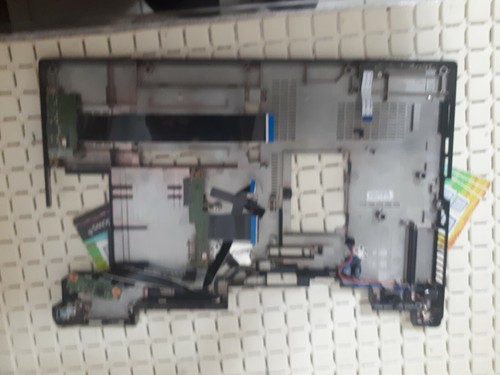 Cadre D'écran Avec Charnières Pour Dell Latitude E5440 - Assemblé Avec Webcam (Occasion)