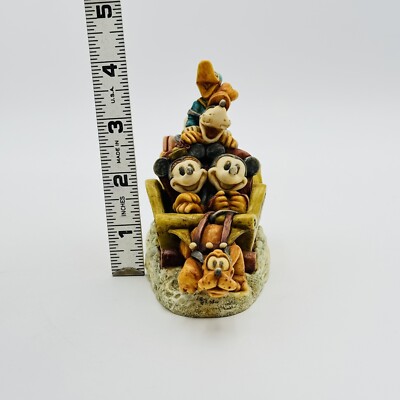 Disney Harmony Kingdom Mickey & Friends Holiday Sleigh Ride Figure 