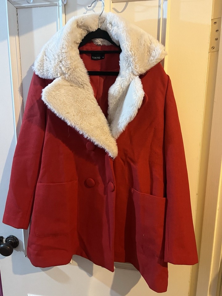 Stunning Tokito Myer Faux Fur Red Thick Warm Size 16 Jacket