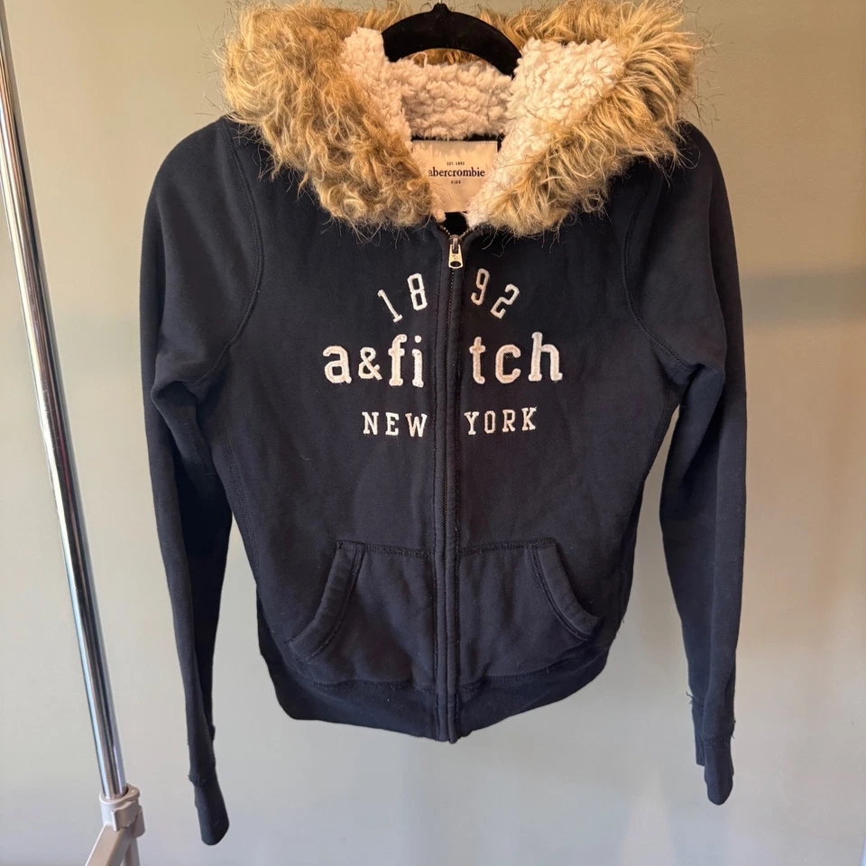 Y2K Style Abercrombie & Fitch Kids Navy Full Zip Heavy Hoodie Faux Fur Girls XL - Image 4 of 4