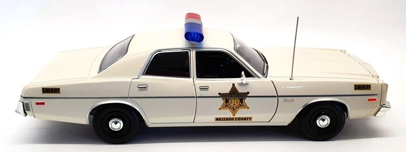 Coche modelo Greenlight escala 1/18 19092-1975 Dodge Cornet Hazzard County Foto 3 de 4