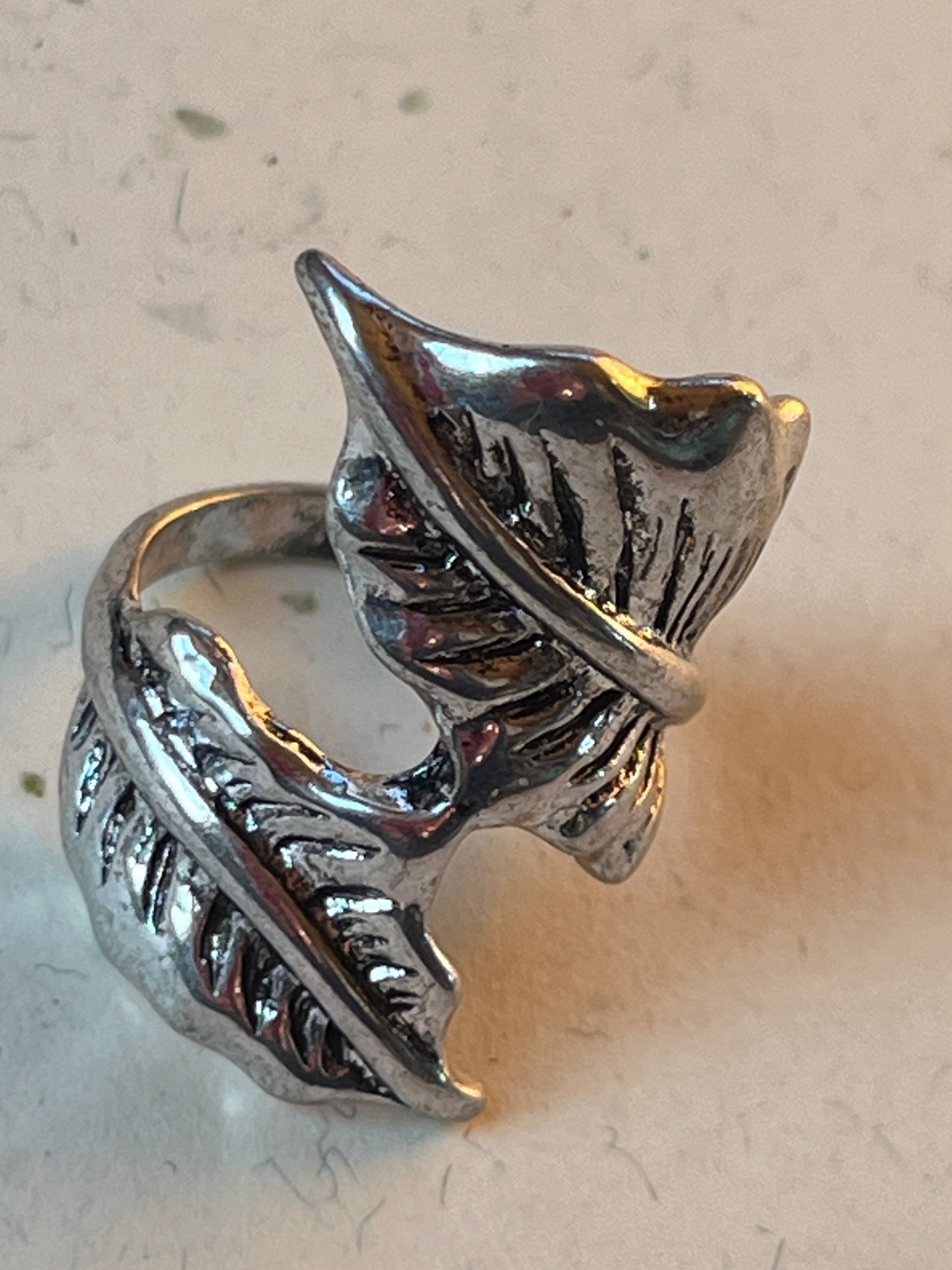 Long Double Ruffle Edged Leaf Silvertone Wrap Rin… - image 7