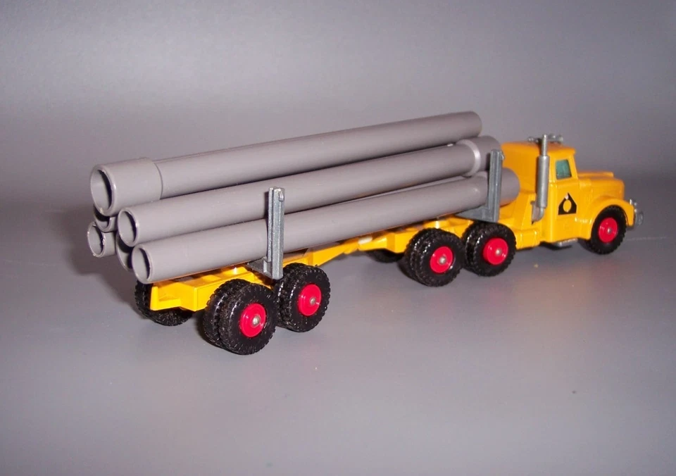 "MATCHBOX" KING SIZE K-10 SCAMMEL PIPE TRUCK **LABELS ON DOORS** NEAR MINT BOXED - Image 4 of 4