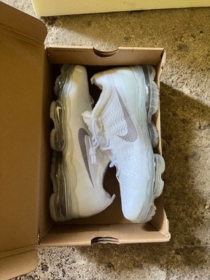 Size 43 - Nike Air VaporMax 2023 Flyknit Pure Platinum