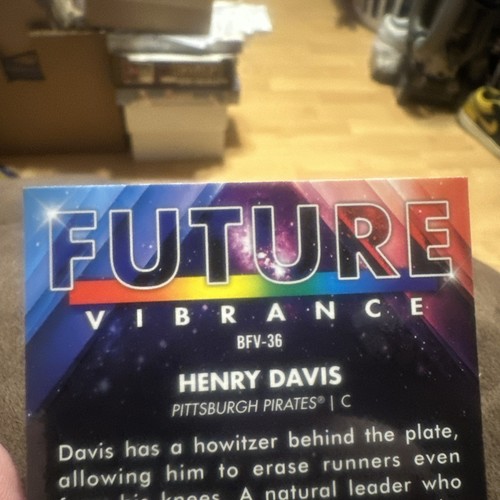 2021 Bowman's Best Future Vibrance Henry Davis Rookie #BFV-36 Pirates RC - Picture 5 of 6