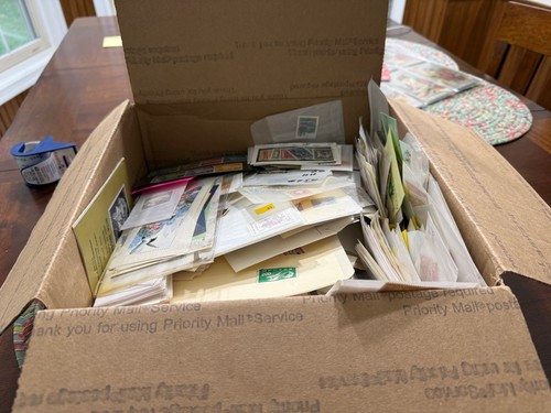 COLLECTION OF WW STAMPS IN THE UNSORTED BOX WORLD WIDE RARE JAPAN US CHINA C++ - 第 10/13 張圖片