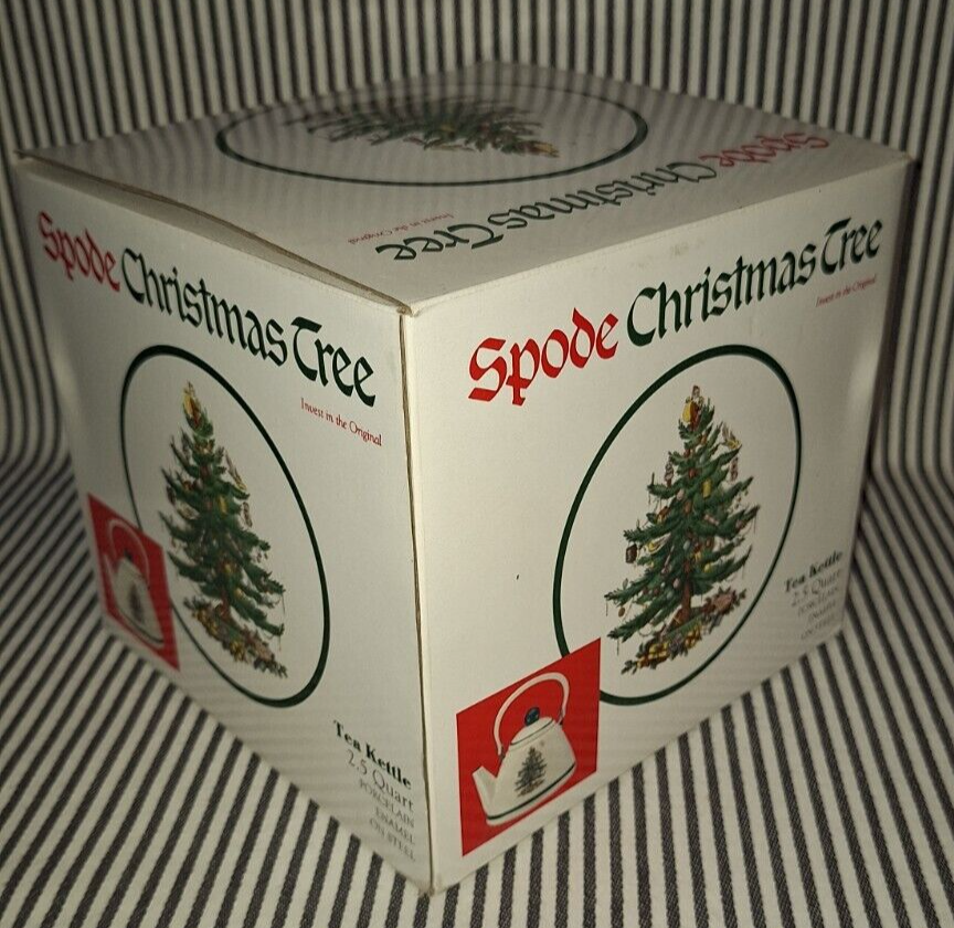 NIB NWT SPODE CHRISTMAS TREE TEA KETTLE POT 2.5 QT PORCELAIN ENAMEL