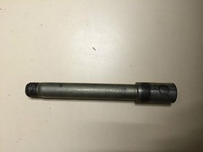 SUZUKI GSXR600 GSXR 600 K1 K2 K3 FRONT WHEEL SPINDLE 