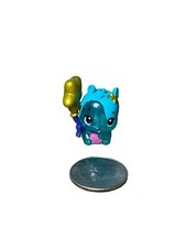 GENUINE HATCHIMALS COLLEGGTIBLES, SEASON 4 STARLIGHT SHORES RARE BLUE HAMSTAR