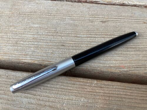 VTG Wearever Cartridge Fill Fountain Pen Chrome & Black - Picture 1 of 5