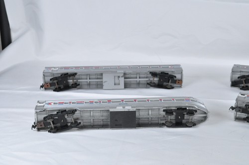 HO scale Amtrak passenger cars lot, 4 cars - Picture 9 of 10