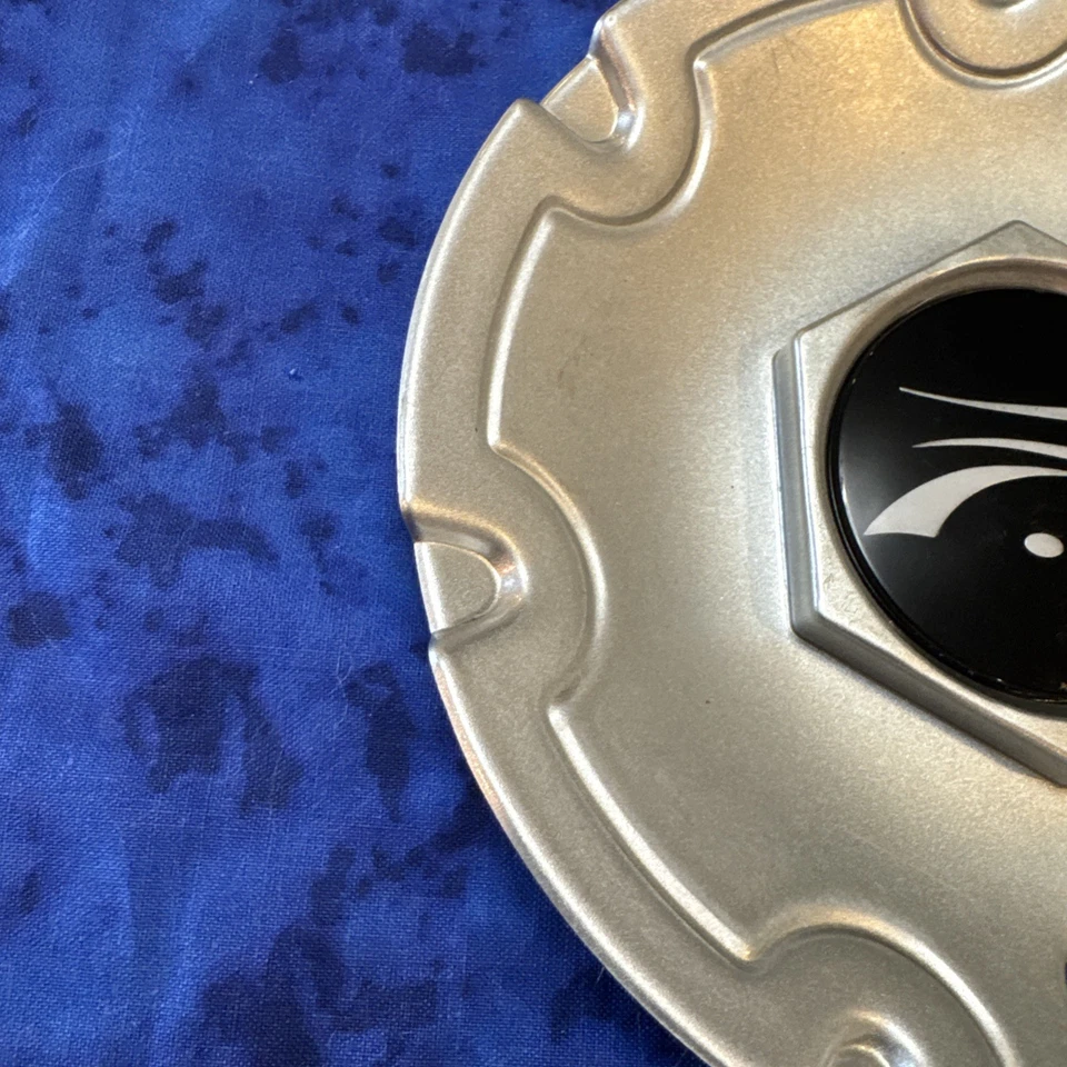 Tapa central de rueda personalizada plateada Platinum Wheels # A89-9401S / 730S03 / 730C01 (1) Foto 3 de 4