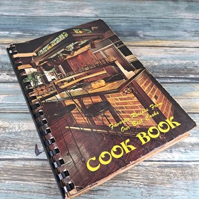 Carey OH Young Farm Wives Favorite Recipes From Our Best Cooks Cookbook 1979