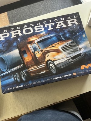 Moebius Models International Prostar Model Kit 1/25 Scale