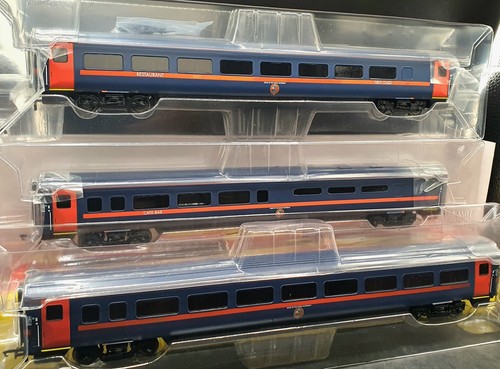 HORNBY 40146 40163 40166 - SCALA 00 - 3 CARROZZE GNER : RISTORANTE, BAR E  PRIMA | Condition: Usato
