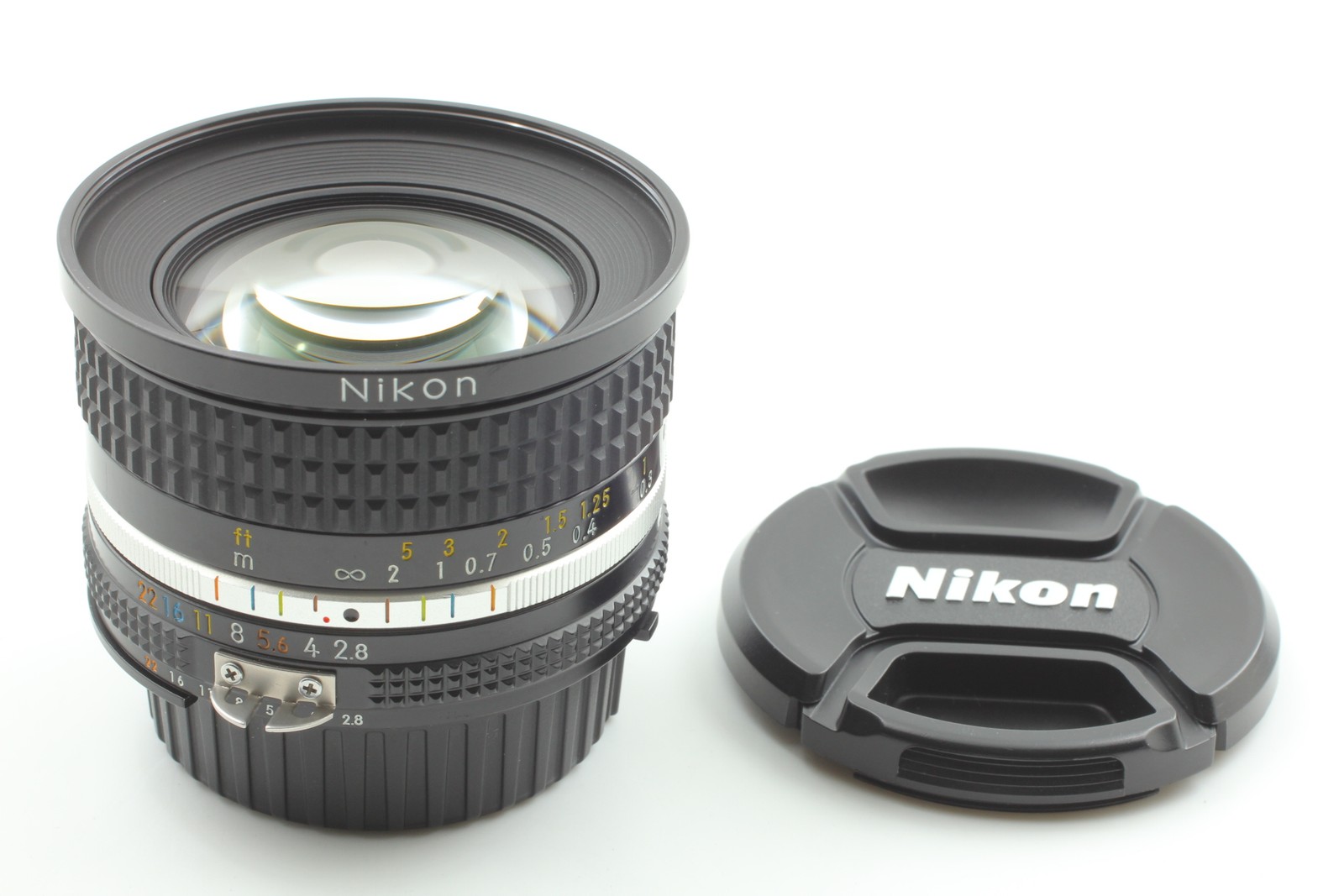SIC  S/N257xxx[Near MINT ] Nikon Ai-s Nikkor 20mm f/2.8 MF Wide Angle from JAPAN