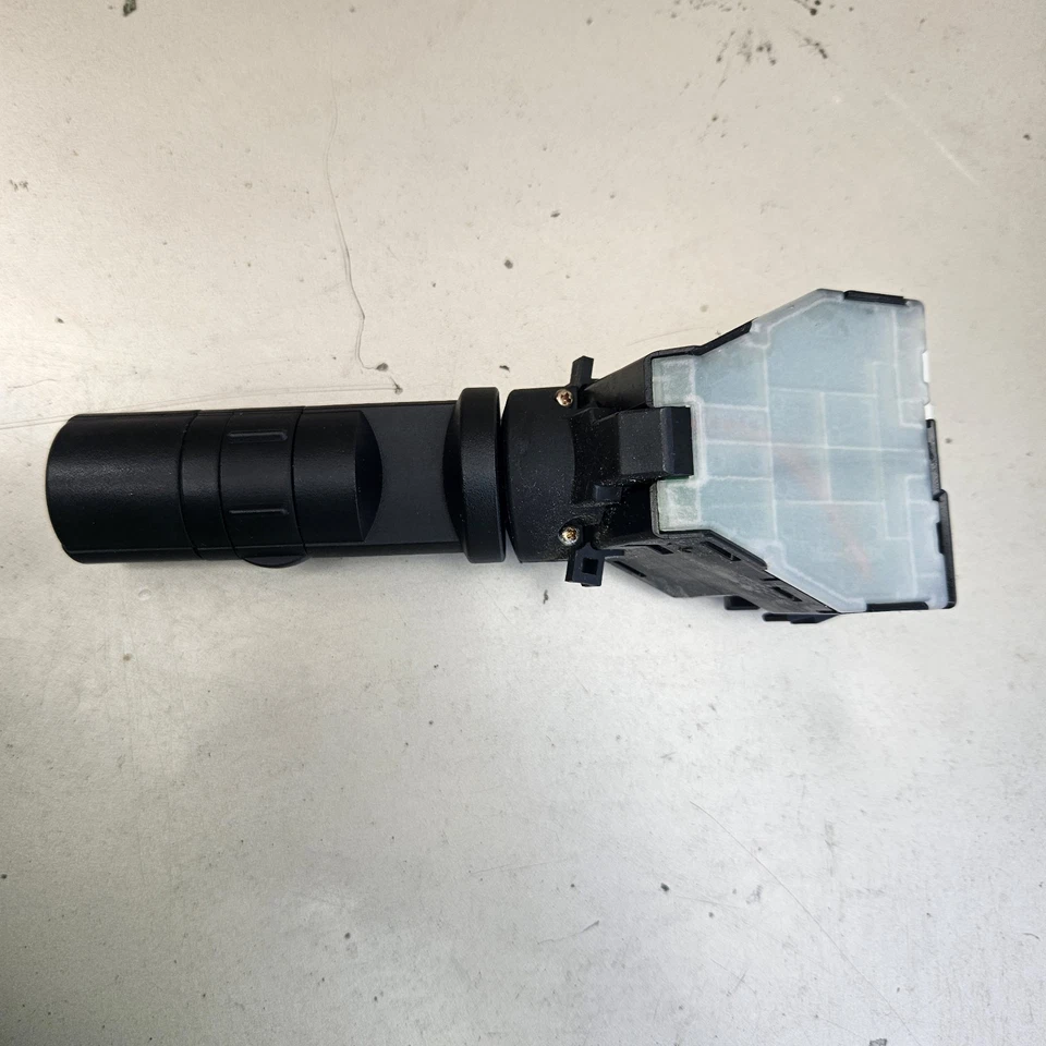 2005-2008 Nissan Frontier Headlight Turn Signal Control Switch OEM 25540-EA00B/A - Image 3 of 4