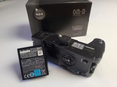 Olympus HLD-9 Batteriegriff inkl. Akku für OM-D E-M1 Mark II, Mark III 