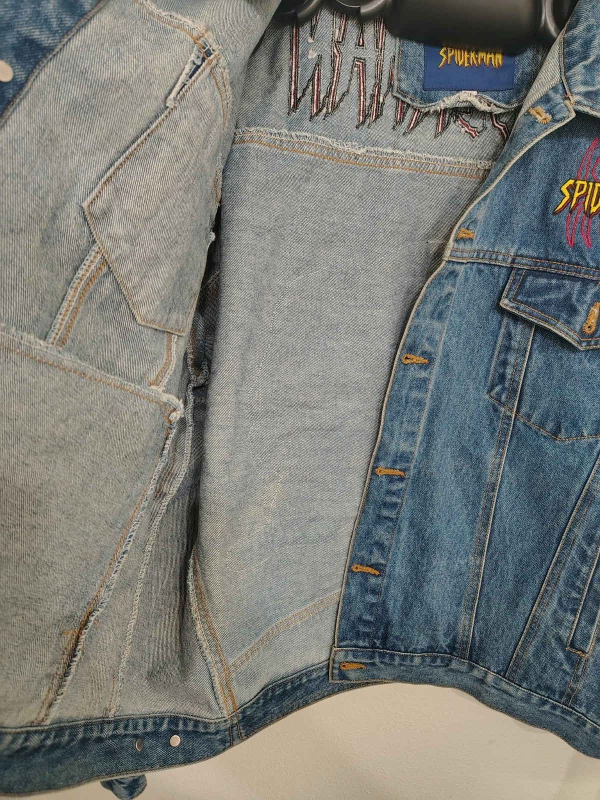Y2K Spiderman Denim Jacket Vintage 2002 Size XL Marvel Comics - product detail image 15