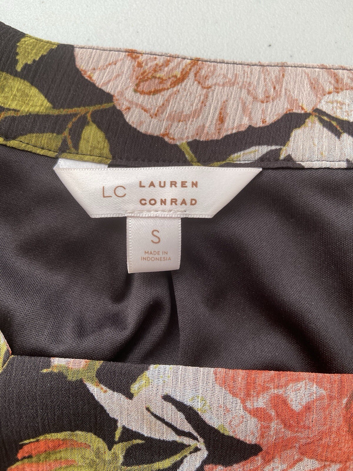 LC Lauren Conrad  Top Size S Blouse Sheer Black Floral Peasant with Camisole