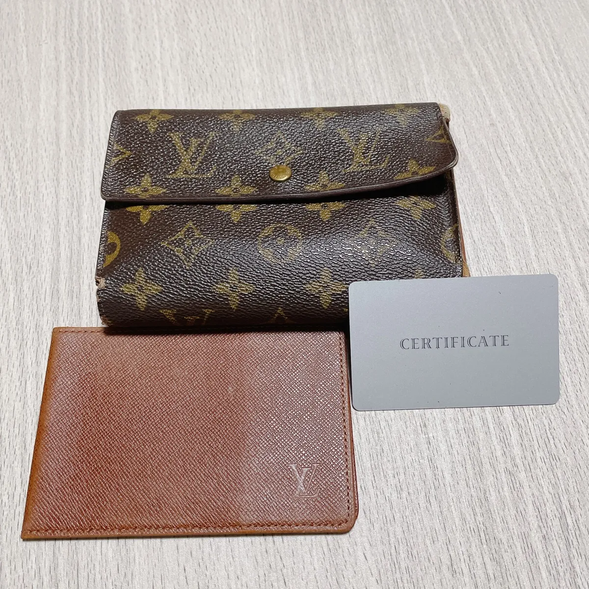 Louis Vuitton Monogram Porte Tresor Etui Papiers Trifold Wallet