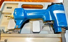 CAL-HAWK 18 GUAGE AIR BRAD NAILER- AAHANF30!