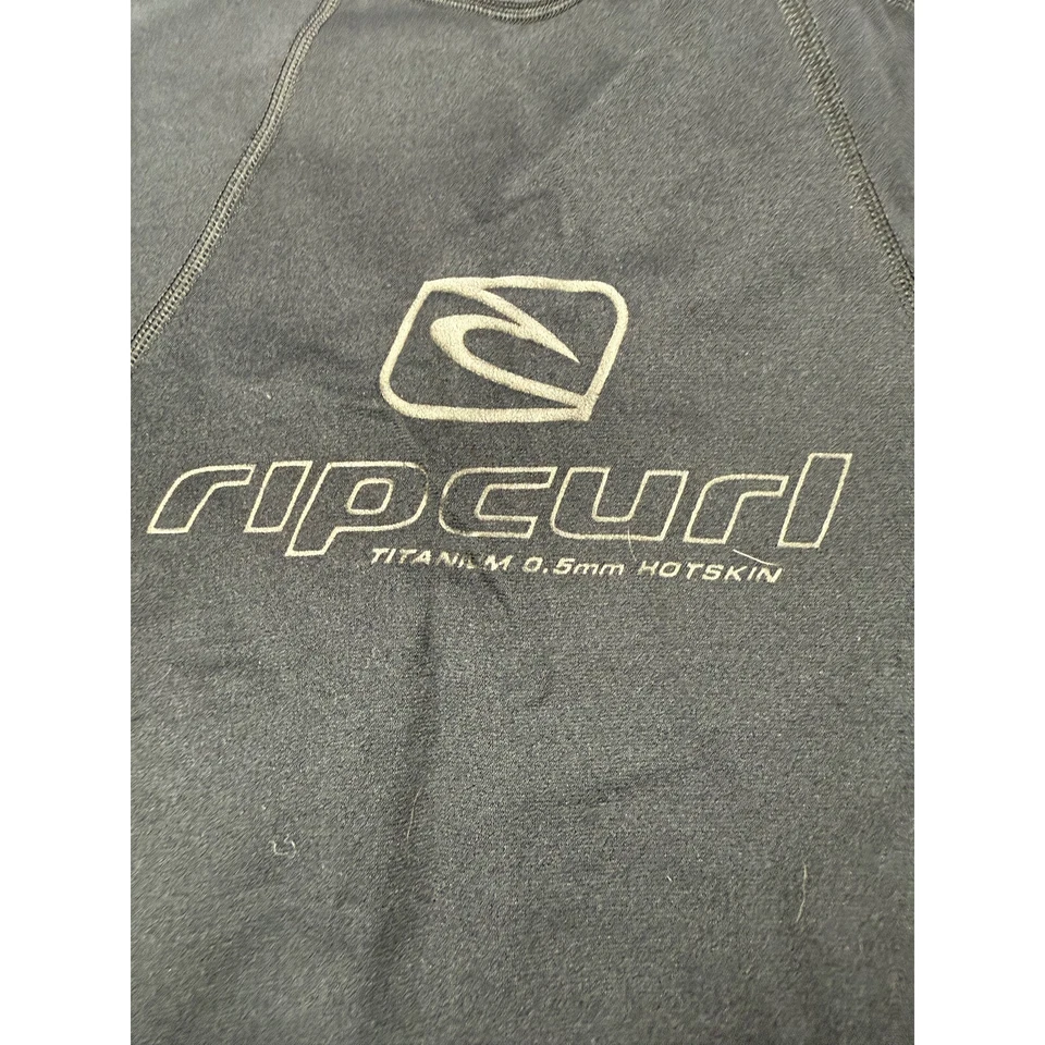 Rip Curl Hot Skin Rash Guard Titanium 0.5mm Long Sleeve Top XS - Image 2 of 4