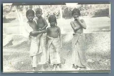India, Coonoor (குன்னூர்), Group of children from Coonoor Vintage silver print.