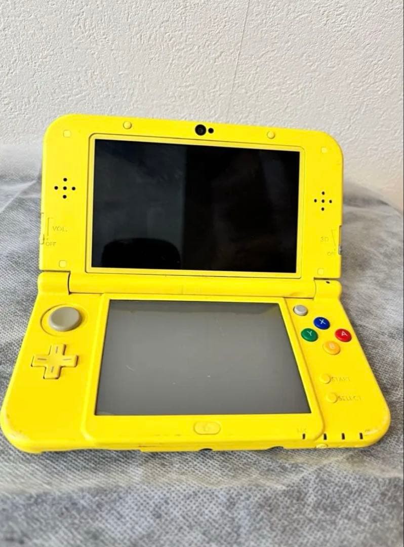 NEW Nintendo 3DS LL XL Pikachu Yellow Pokemon Limited Console