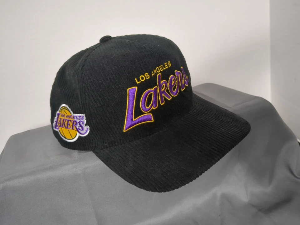 Gorra Los Angeles Lakers negra púrpura pana 47 con cordón Snapback Cap LA Foto 3 de 4
