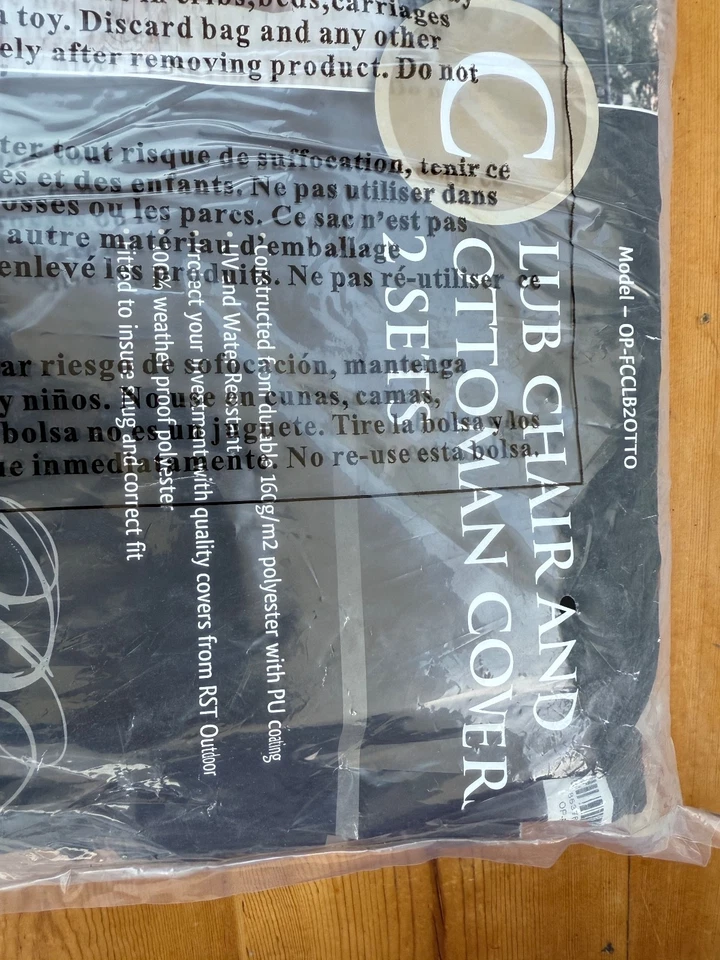 RST CLUB 椅子和 OTTOMAN 盖 2 件套 全新 — 第 2/4 张图片